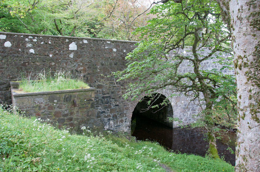 Skye, Dunvegan Castle, Bridge